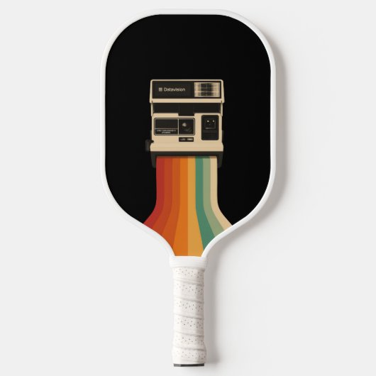 Retro Camera with Rainbow Print Pickleball Schläger (Vorderseite)