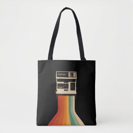 Retro Camera with Rainbow Print Tasche (Vorderseite)