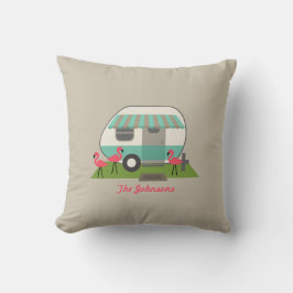 Retro Camper mit Flamingo-Kissen Kissen