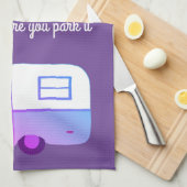 Retro Camper Trailer RV Motorhome Lila Geschirrtuch (Viertel Falte)