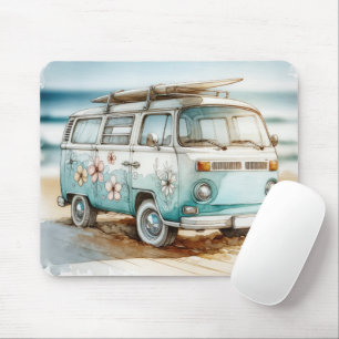 Retro-Campervan mit Surfbrett Mousepad