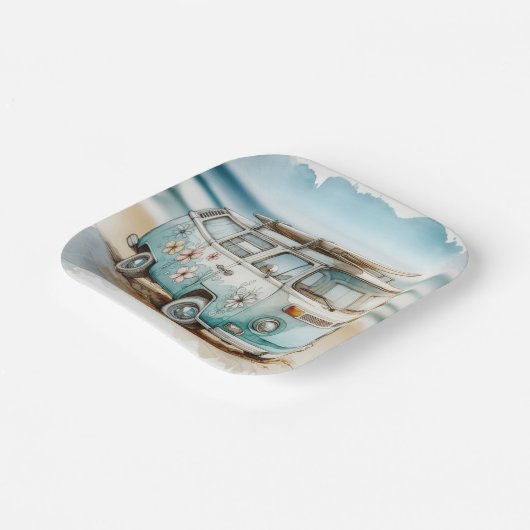 Retro-Campervan mit Surfbrett Pappteller (Gewinkelt)