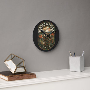 Retro-Camping-Wander-Outdoor-Naturliebhaber-Design Runde Wanduhr