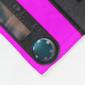 Retro Cassette: Blue Background Collection Fleecedecke (Ecke)