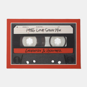 Retro Cassette Tape Red Black Fußmatte