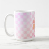 Retro Checkerboard Peach Fuzz Pink Gradient Kaffeetasse (Links)