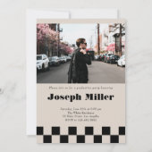 Retro Checkered Arch Timeless Foto Abschluss Einladung (Rückseite)