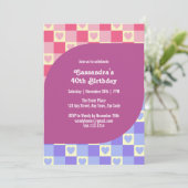 Retro Checkered Heart Bauhaus Lila Blue Geburtstag Einladung (Stehend Vorderseite)