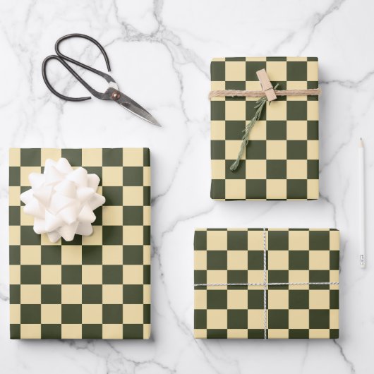 Retro Checkered in Olive Green and Cream Geschenkpapier Set (Vorderseite)