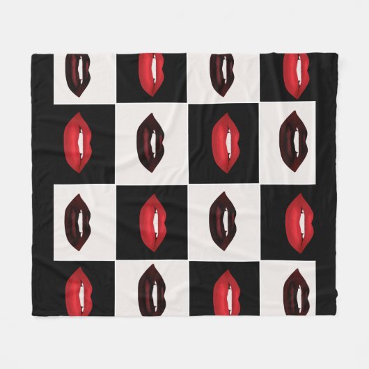 Retro Checkered Red Lips Fleecedecke (Vorderseite (Horizontal))
