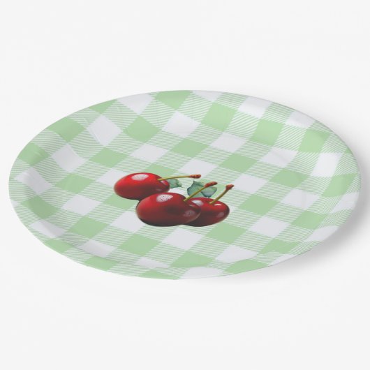 Retro Cherries fresh picked green gingham Pappteller (Schrägansicht)