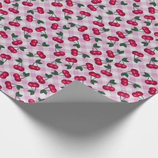 Retro Cherries über Pink Gingham Geschenkpapier (Ecke)