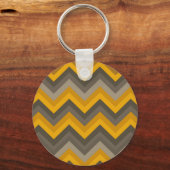 Retro-Chevron-Muster Senfgelb Grau Schlüsselanhänger (Vorderseite)