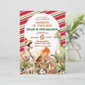 Retro Christmas Dinosaurier Sibling Geburtstag Einladung (Stehend Vorderseite)