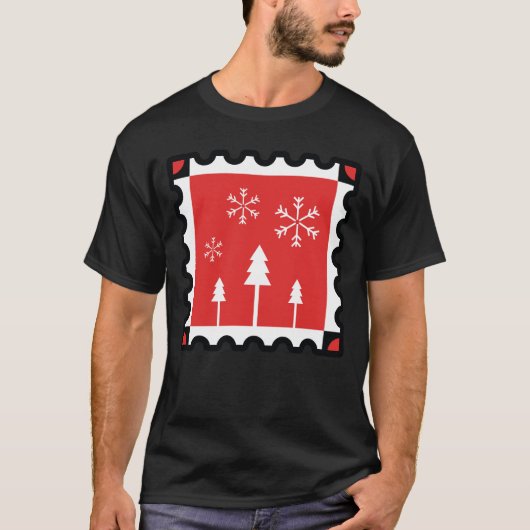 Retro Christmas Forest Red Winter Pines & Snowfl T-Shirt (Vorderseite)