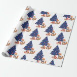 Retro Christmas Fox Illustration Blue Red Geschenkpapier<br><div class="desc">Dieses lustige Verpackungspapier zeigt eine niedliche Retro-Weihnachtsszene mit einem hübschen Fuchs,  der eine Weihnachtsmannmütze neben einem marineblauen Weihnachtsbaum trägt.</div>