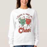 Retro Christmas Hot Cocoa Winter Sweatshirt<br><div class="desc">Feierliche Weihnachtsfrauen Winterschrei Ein Weihnachtsgeschenk für Frauen</div>