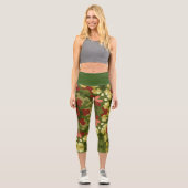 Retro Christmas Mandala Capri Leggings (Vorderseite)