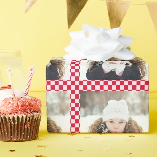 Retro Christmas Photo Collage Checkerboard Red Geschenkpapier (Geburtstagsparty)