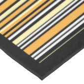 Retro Classic Black Yellow Strip Personalisiert Tischdecke (Schrägansicht)