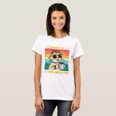 Retro Coffee Cat Vibes - Coffeine Lover Women's T-Shirt (Vorne ganz)