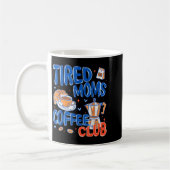 Retro Coffee Club müder Mütter Lustiges Mütterlebe Kaffeetasse (Links)