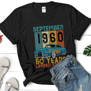 Retro Colored Classic Car individuell auf den Gebu T-Shirt