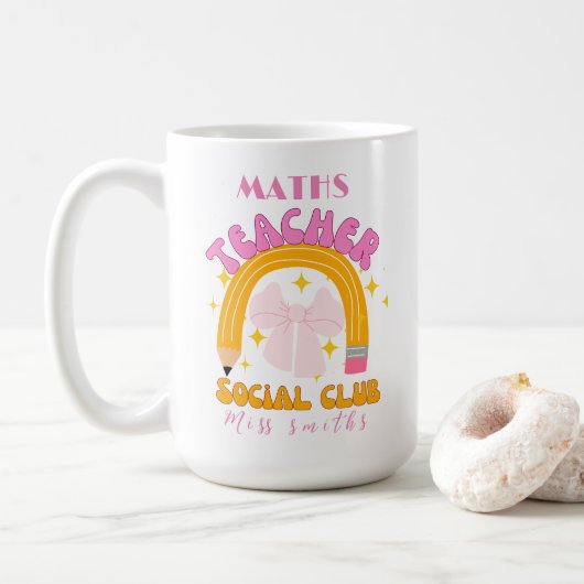 Retro-Coquette-Farbbandstift-Mathematiklehrer Kaffeetasse (Mit Donut)