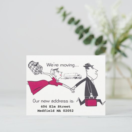 Retro Couple On the Move Änderung der Adresse Ankündigungspostkarte (Stehend Vorderseite)