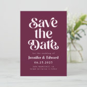 Retro Cranberry Red Wedding Save The Date (Stehend Vorderseite)