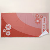 Retro Curves Orange Daisy Name Strandtuch (Vorderseite)