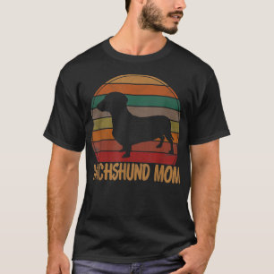 Retro Dachshund Mom Gift Doxie Dog Owner Mother Pe T-Shirt