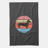 Retro-Dachshund-Sonnenuntergangs-Vektor Geschirrtuch (Vertikal)