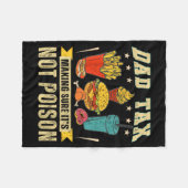 Retro Dad Tax Making Sure Its Not Poison Funny Fat Fleecedecke (Vorderseite (Horizontal))