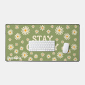 Retro Daisies Bleibe Groovy Sage Green Script Name Schreibtischunterlage (Tastatur & Maus)