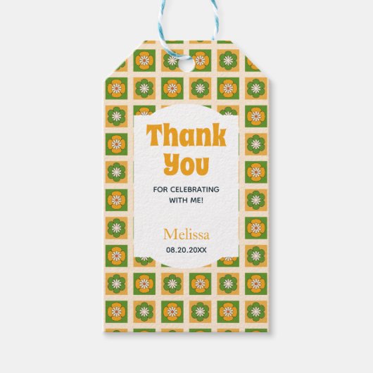 Retro Daisy Blume Checkered Geburtstag Vielen Dank Geschenkanhänger (Vorderseite)