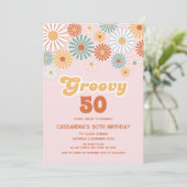 Retro Daisy Boho Groovy Floral Birthday Einladung (Stehend Vorderseite)