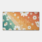 Retro Daisy Floral Rainbow Monogramm Schreibtischunterlage (Vorderseite)