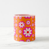 Retro Daisy Muster Orange & Pink BOHO Chic floral Zweifarbige Tasse (Mittel)