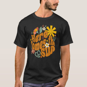 Retro Daisy Regenbogen Sonnenaufgang hier kommt di T-Shirt
