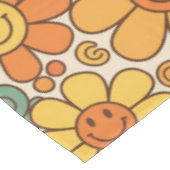 Retro Daisy Smile Pattern Tischdecke (Schrägansicht)