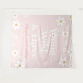 Retro Daisy Young Wild und Three Birthday Wandteppich (Vorderseite (Horizontal))