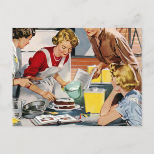 Retro-Damen backen einen Kuchen  Postkarte
