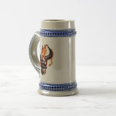 Retro Dead Burning Skull mit Horn im Feuer Bierglas (Vorderseite Links)