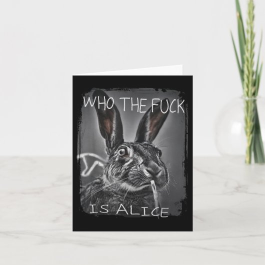 Retro, der F_ck ist Alice Funny Rabbit Karte (Vorderseite)