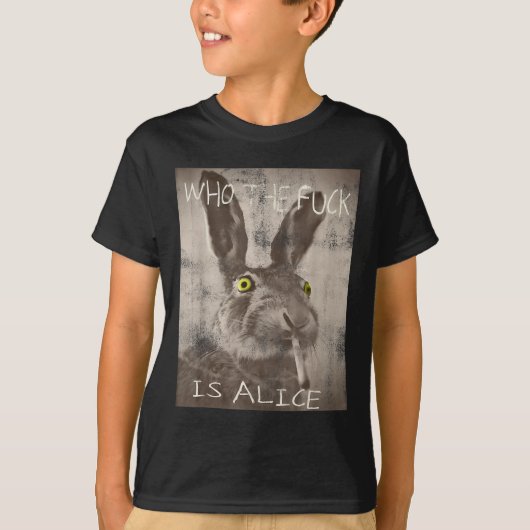 Retro, der Fick ist Alice Funny Rabbit T-Shirt (Vorderseite)