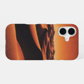 Retro Desert Dunes iPhone 16 Hülle (Rückseite (Horizontal))