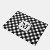 Retro-elegante personalisierte Gingham-Türmatte Fußmatte (Schrägansicht)