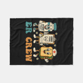 Retro Er Crew Emergency Room Funny Er Ed Nurse Tec Fleecedecke (Vorderseite (Horizontal))