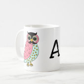 Retro Eule mit Schnurrbart-Monogramm Kaffeetasse (Vorderseite Links)